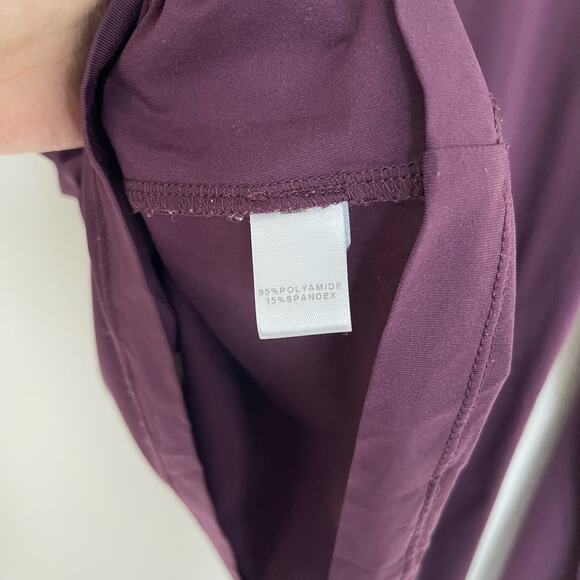 St. John Purple Turtleneck Jersey Spandex Top (M) - Picture 7 of 7